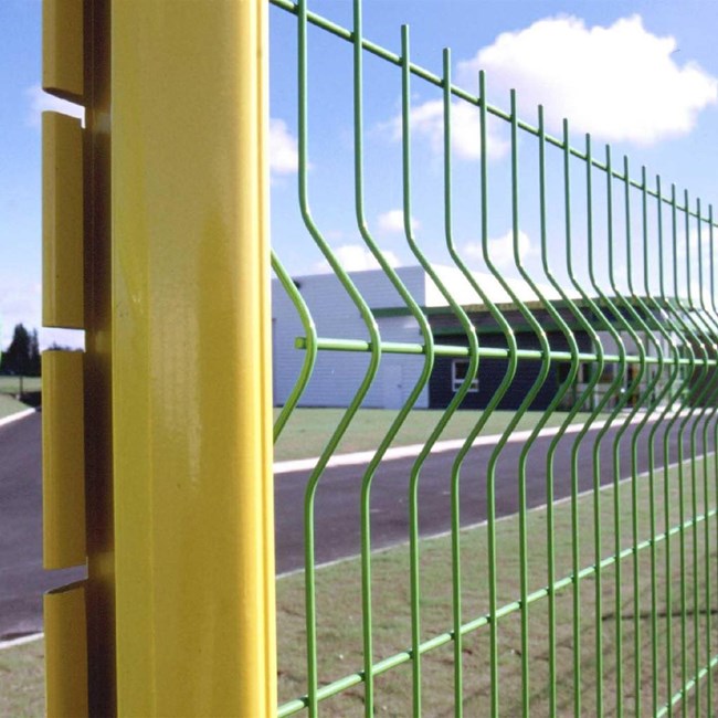 Triangle fence Mesh